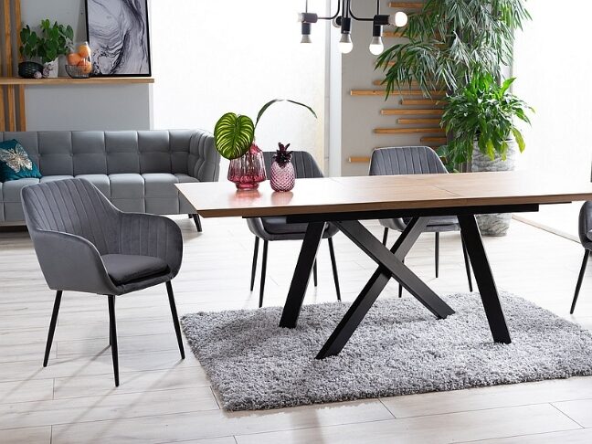Az exkluzív bútorok az igényes és stílusos életmód szimbólumai. Prémium minőségű, egyedi design elemekkel rendelkező bútorok, amelyekkel otthonát egyedivé és luxussá varázsolhatja.